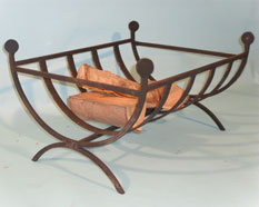 Log basket / holder / carrier