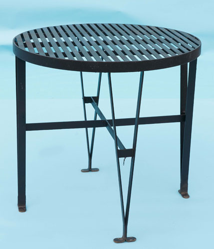 Round slatted table with (double legs) - seats 4
